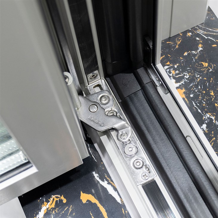 triple glazed casement windows
